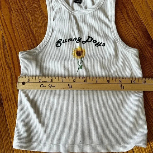 Forever21 Sunny Days tank - Picture 3 of 5